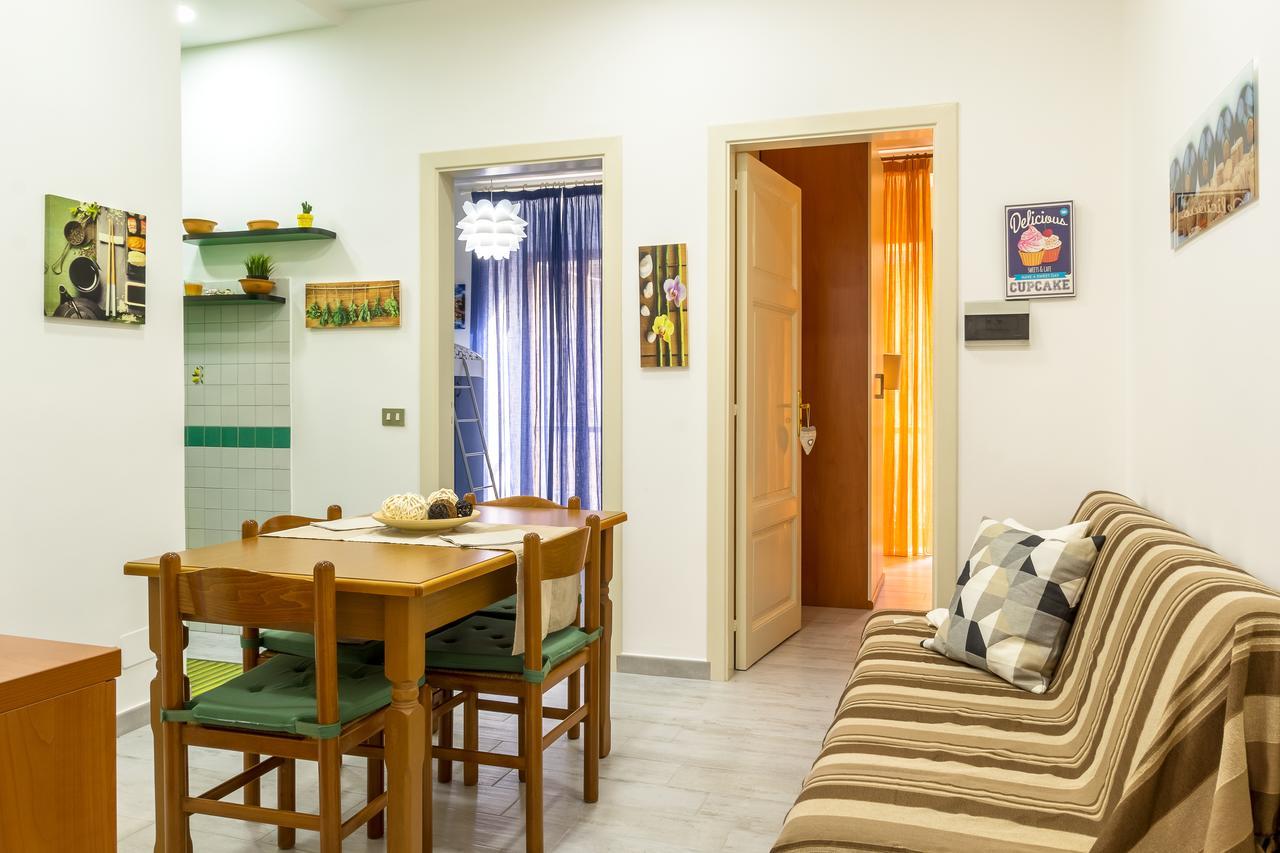 지아르디니낙소스 Casa Martina 아파트 객실 사진